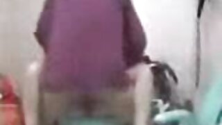 Засмагла еротика відео пишна світловолоса Офісна німфоманка чіпає пальцями кицьку і дає голівку